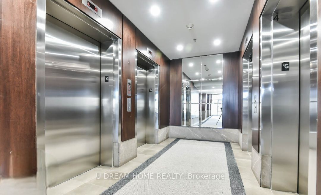 17 Barberry Place, #1512