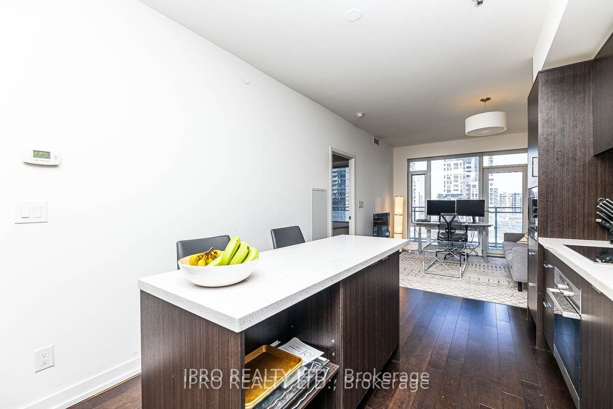 21 Widmer St, #1704