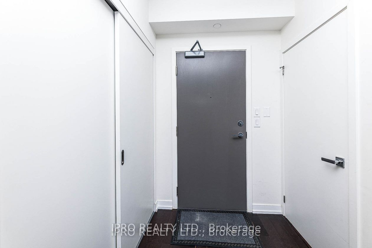21 Widmer St, #1704