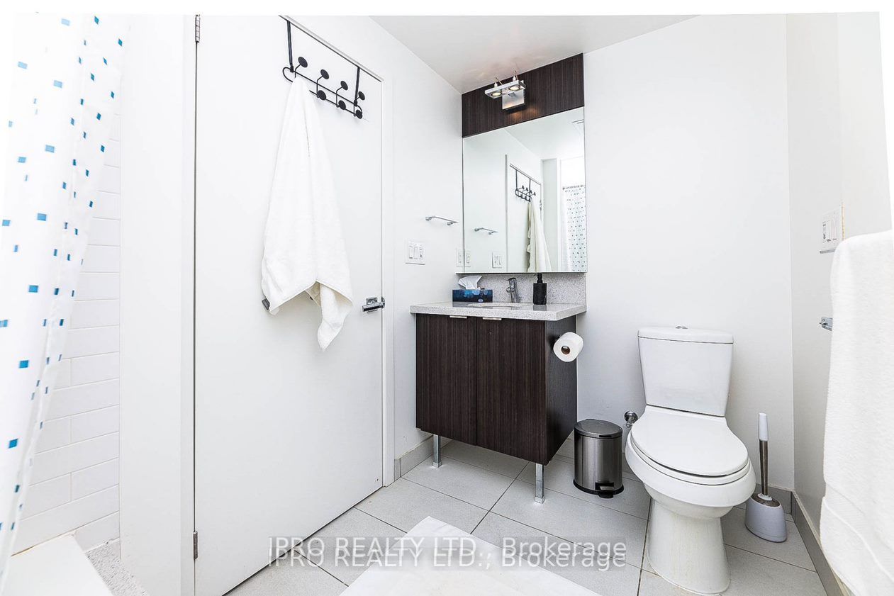 21 Widmer St, #1704