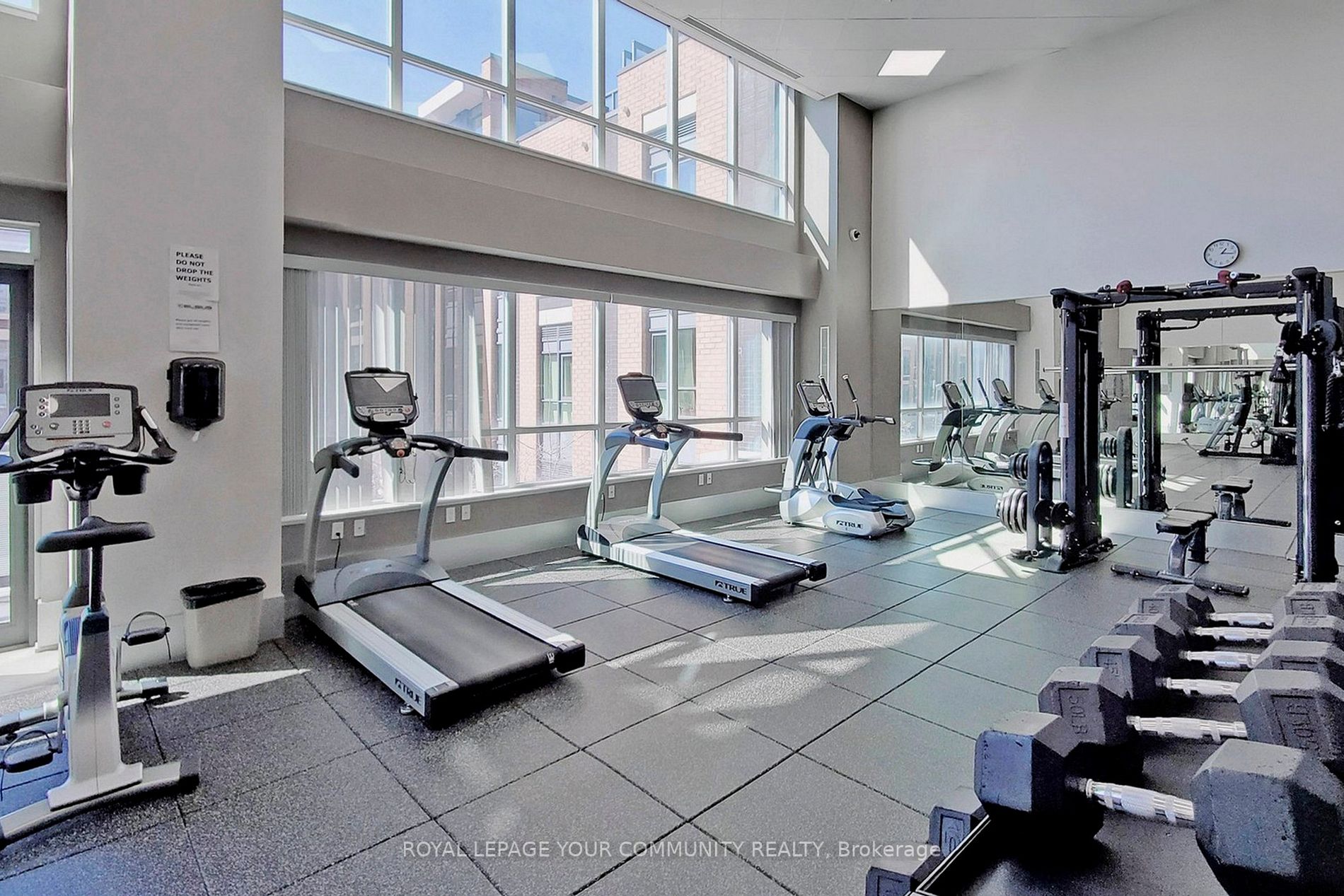 68 Canterbury Place, #1207