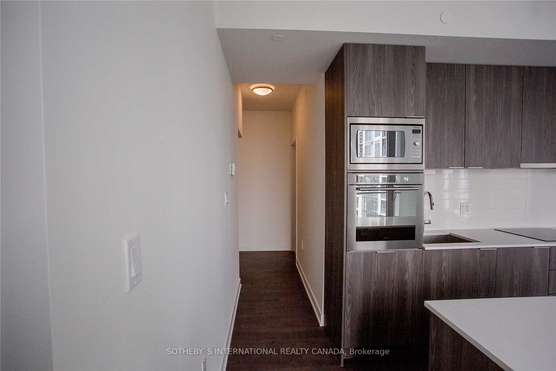 576 Front Street W, #1608E