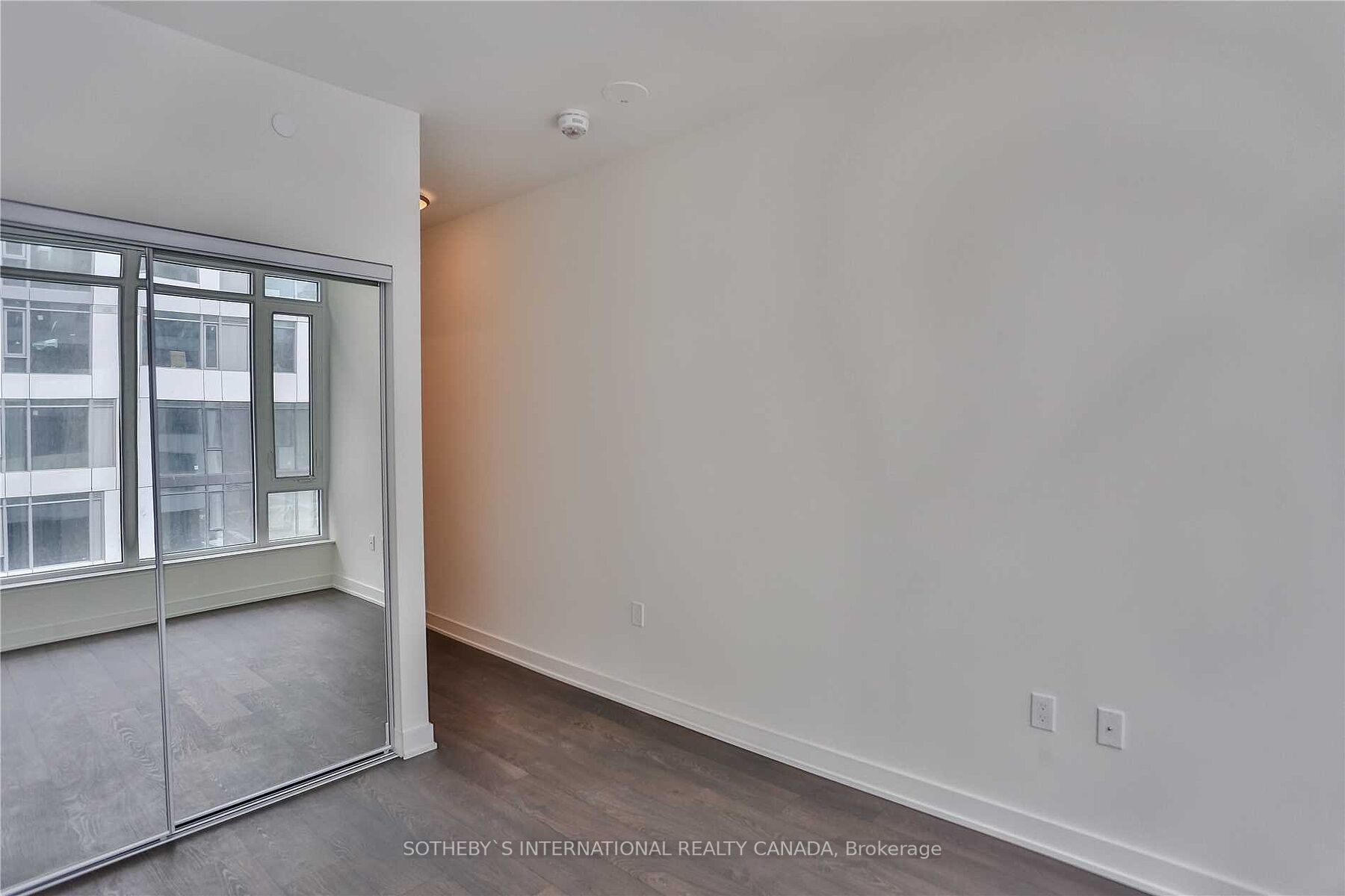 576 Front Street W, #1608E