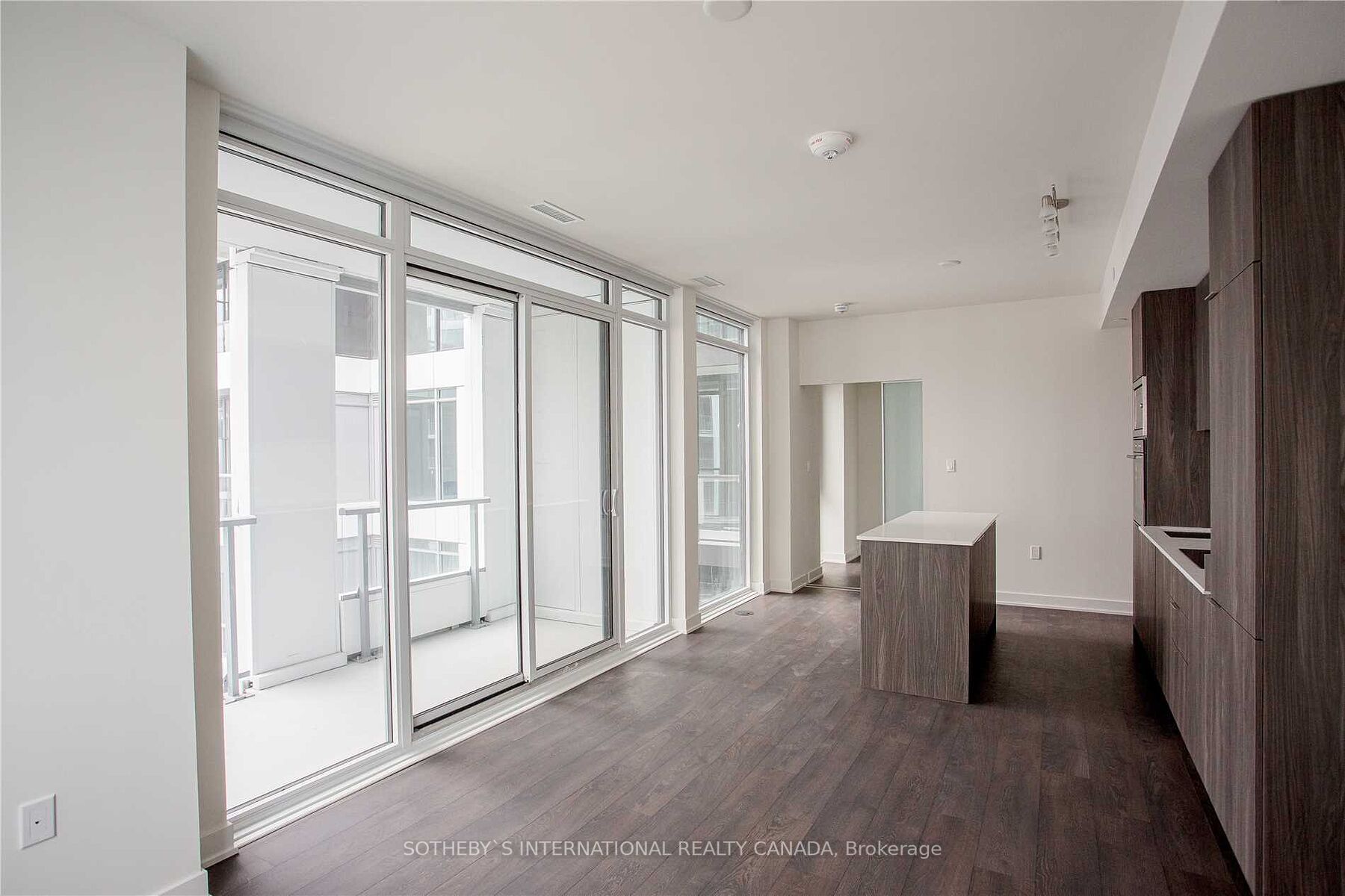 576 Front Street W, #1608E