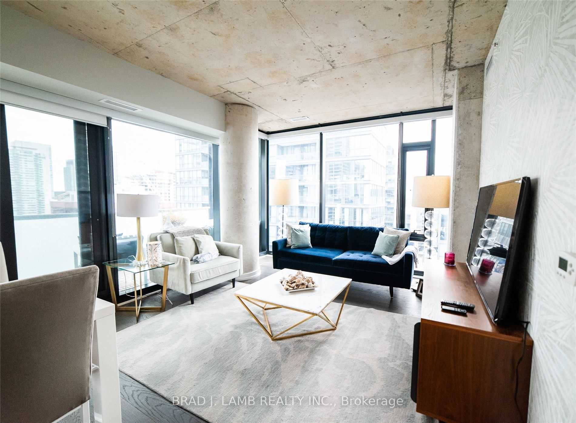 11 CHARLOTTE Street, #1502