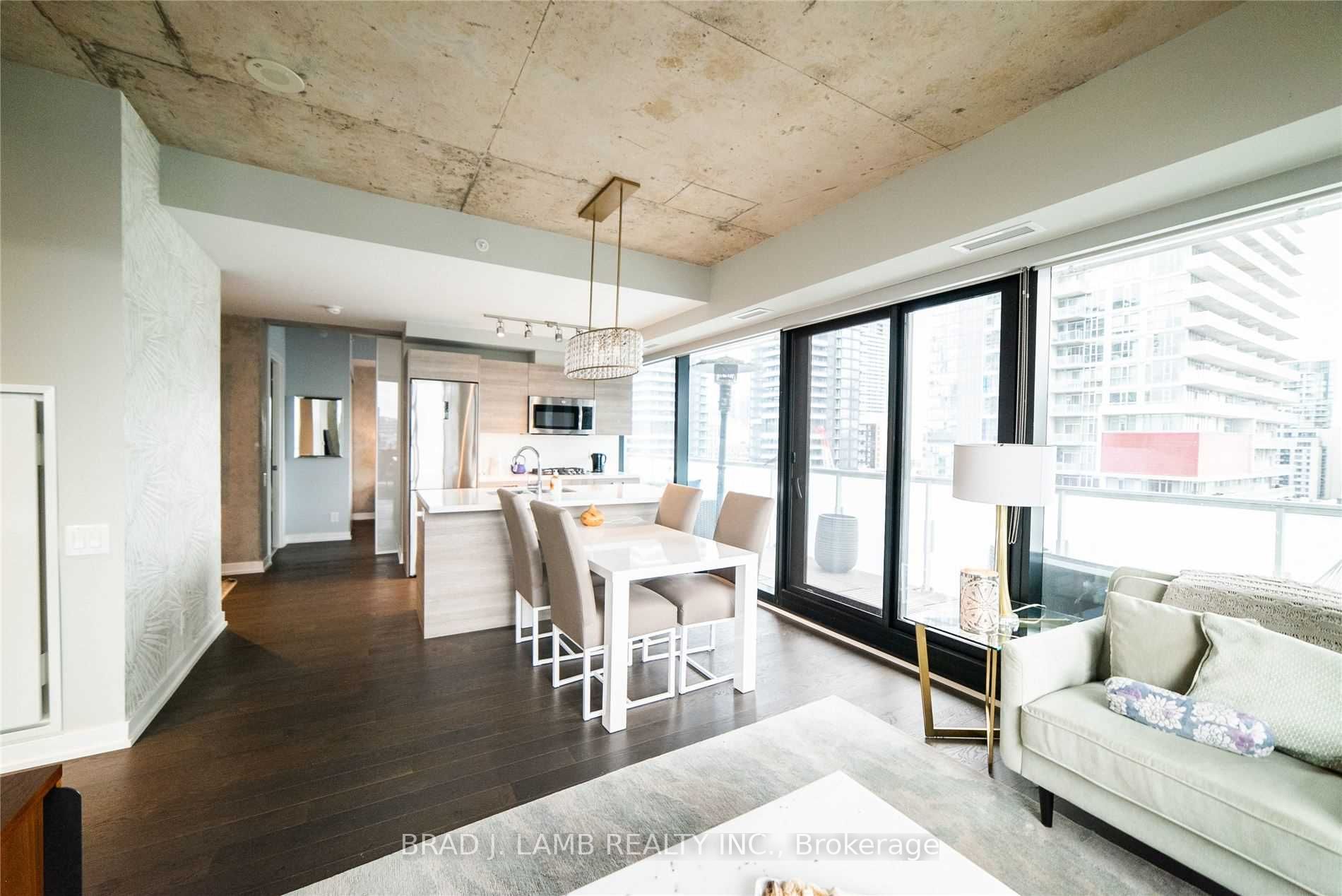 11 CHARLOTTE Street, #1502