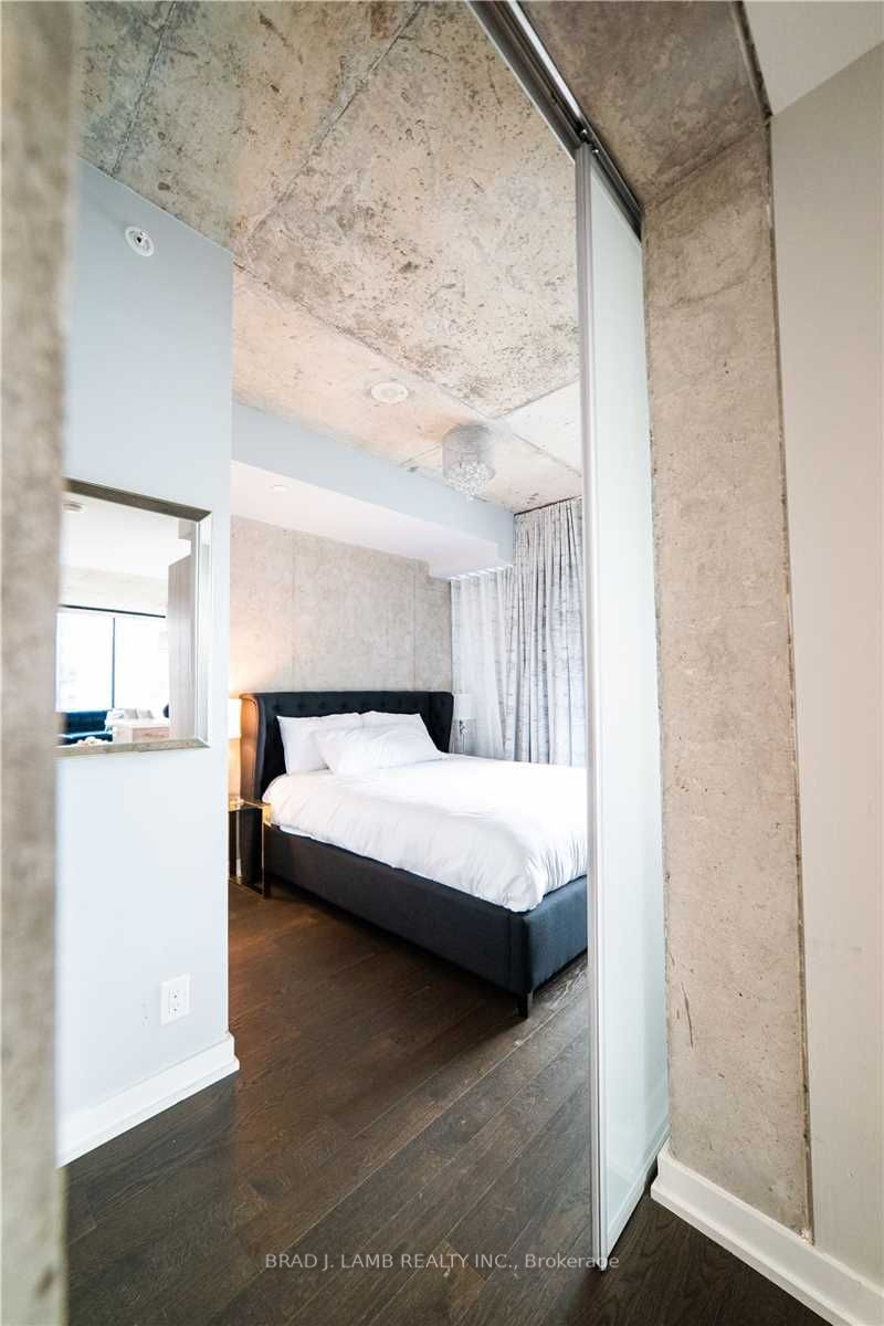 11 CHARLOTTE Street, #1502