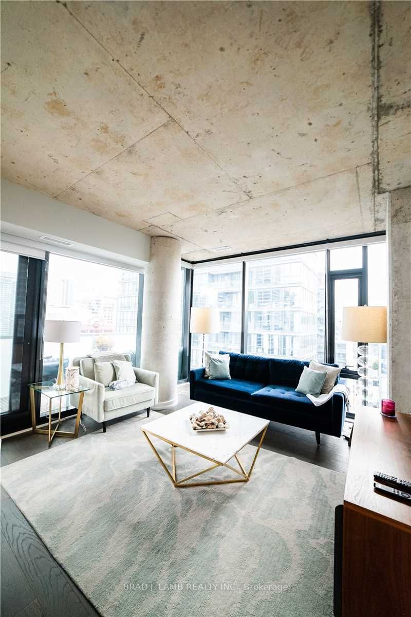 11 CHARLOTTE Street, #1502
