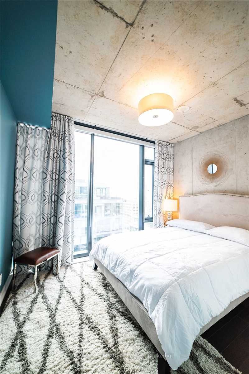 11 CHARLOTTE Street, #1502