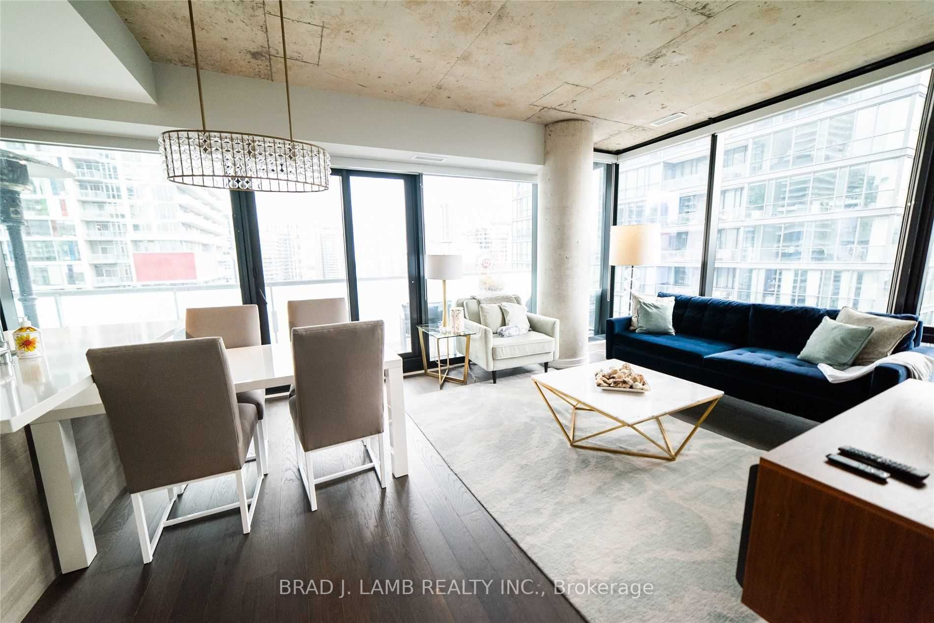 11 CHARLOTTE Street, #1502