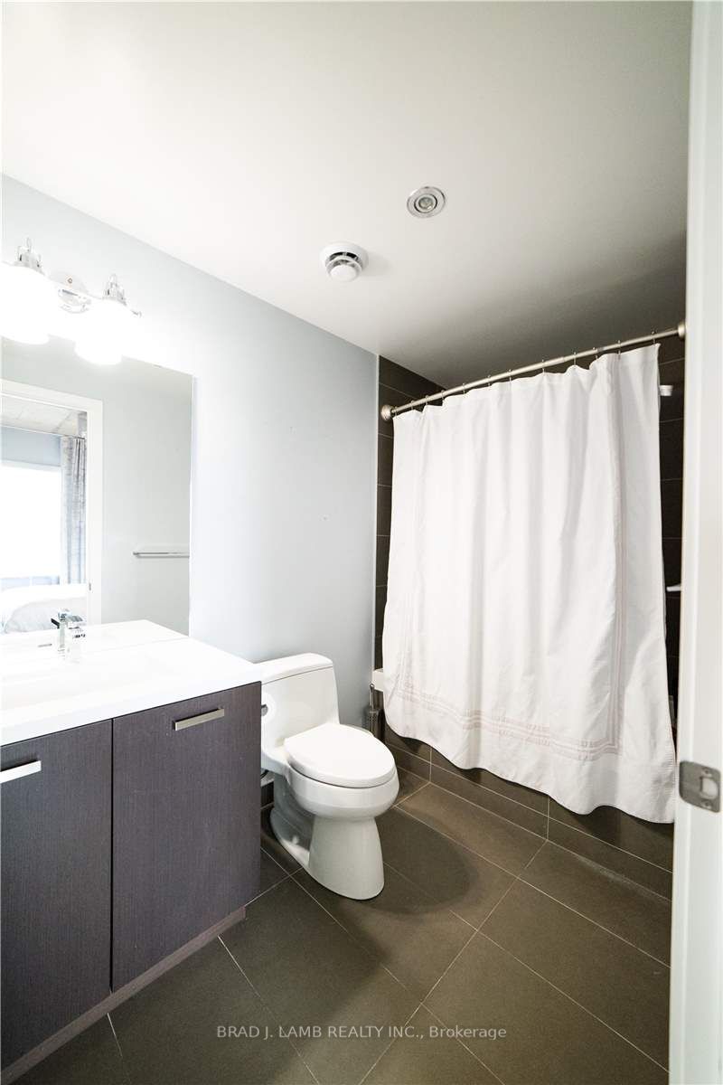 11 CHARLOTTE Street, #1502