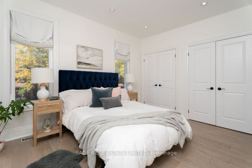 223 Palmerston Ave