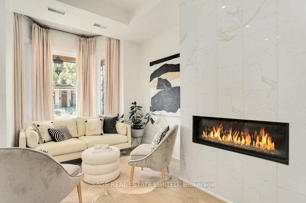 223 Palmerston Ave