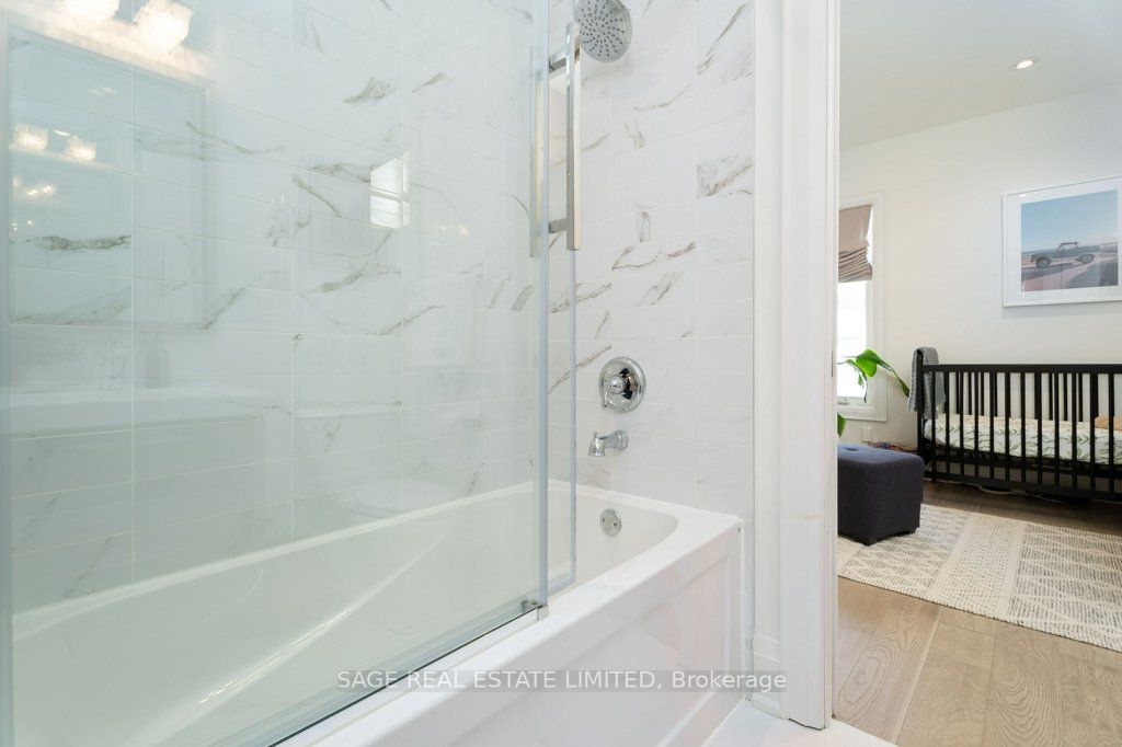 223 Palmerston Ave