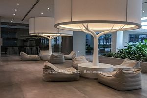 100 Harbour St, #5305