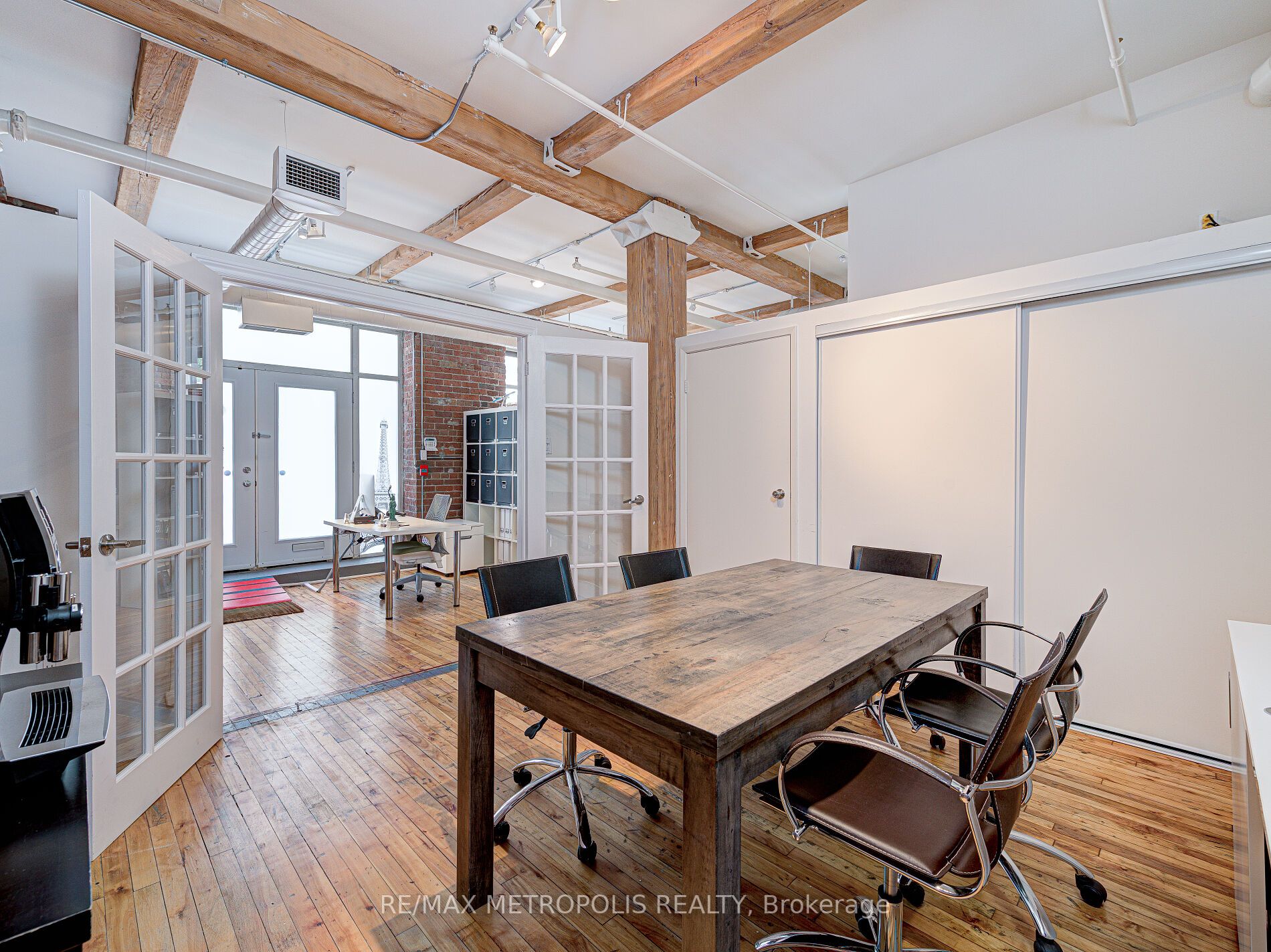 90 Sherbourne St, #101