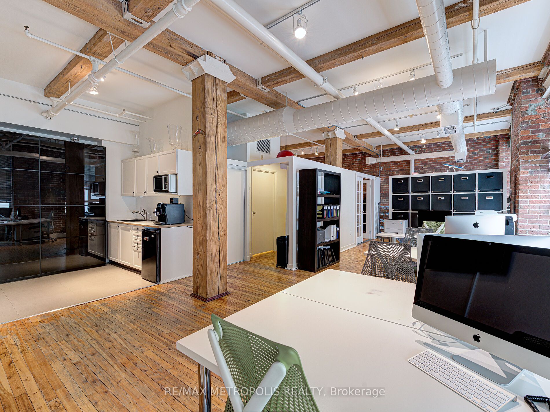 90 Sherbourne St, #101