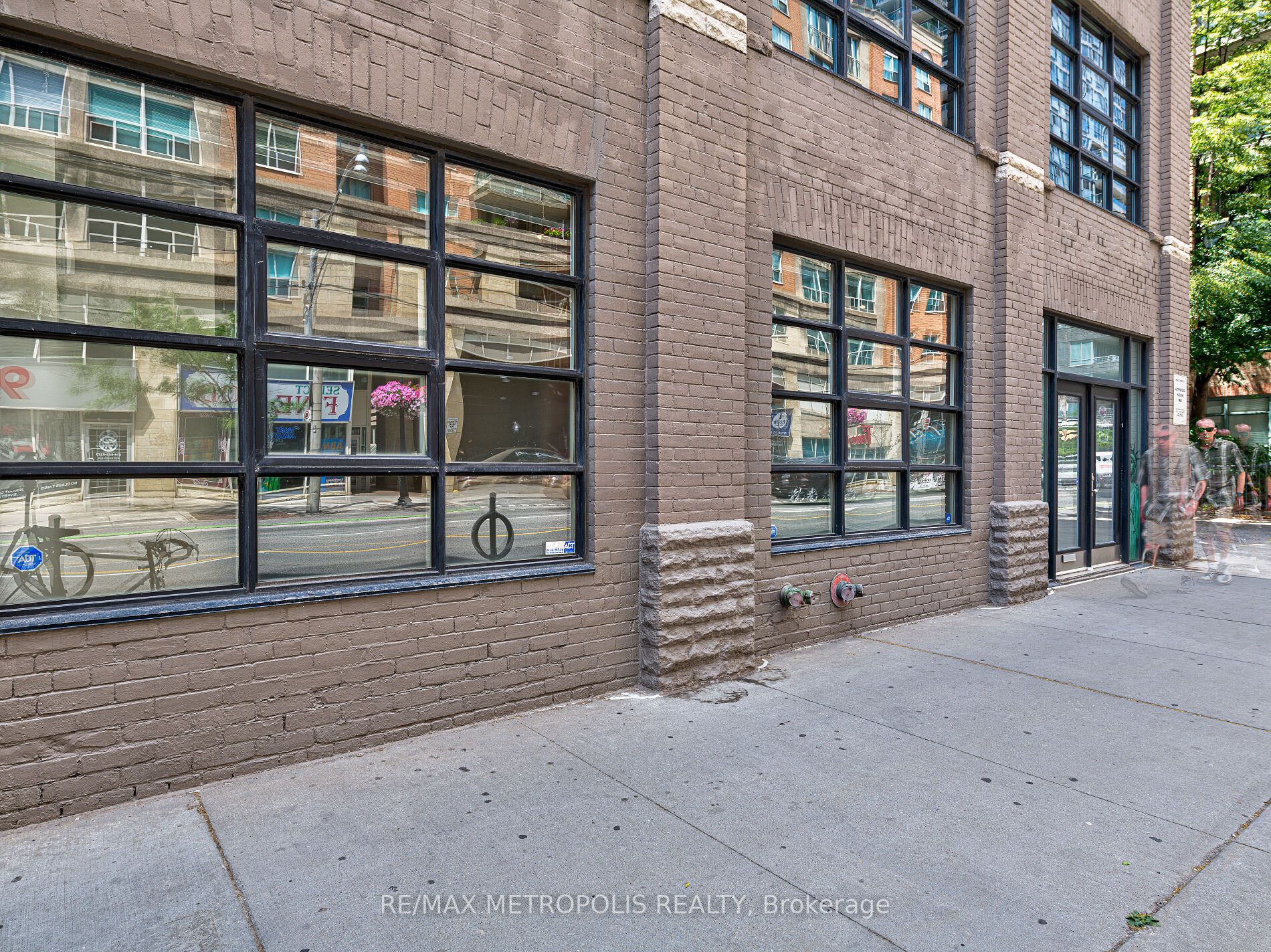 90 Sherbourne St, #101