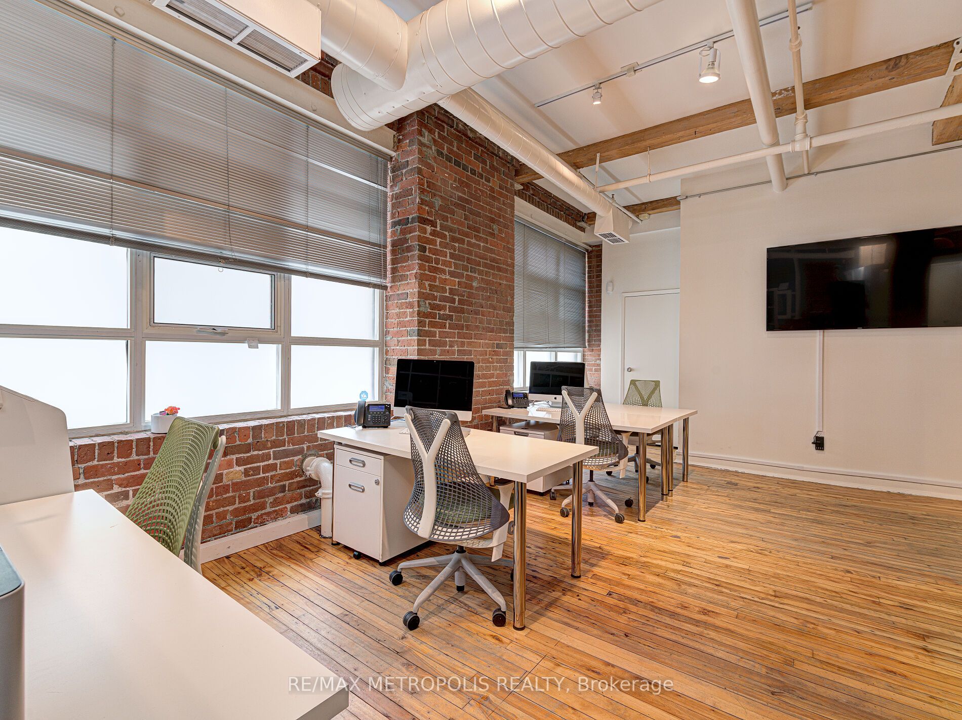 90 Sherbourne St, #101