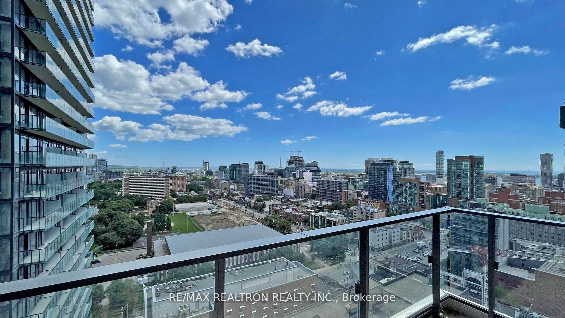 77 Shuter St, #2506