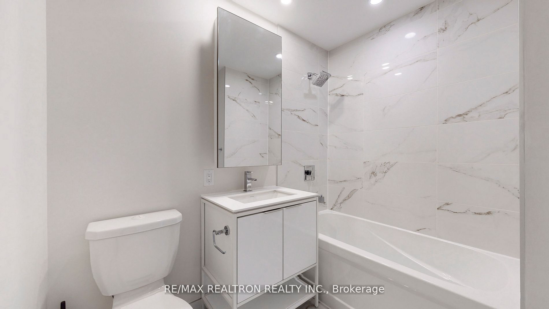 77 Shuter St, #2506