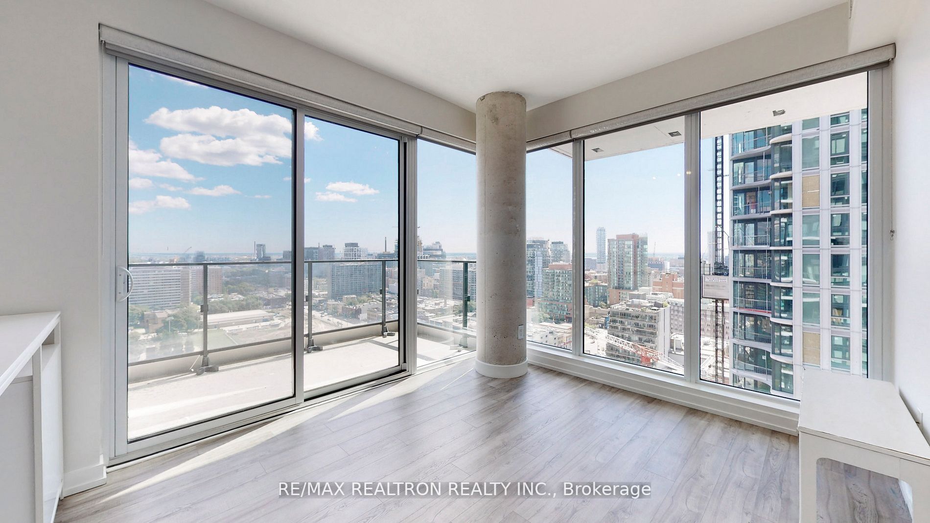 77 Shuter St, #2506