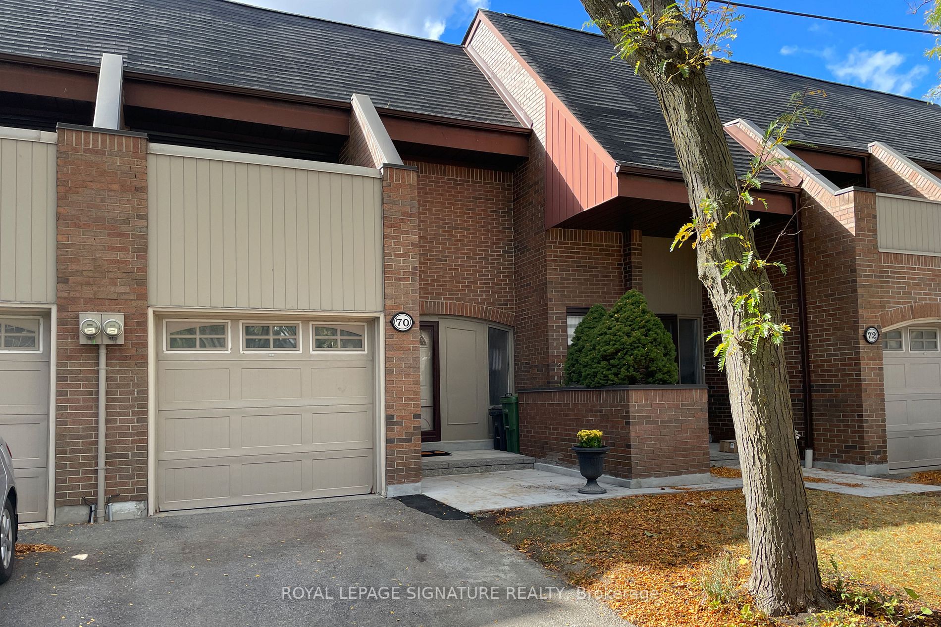70 Flaming Rose Way, #16