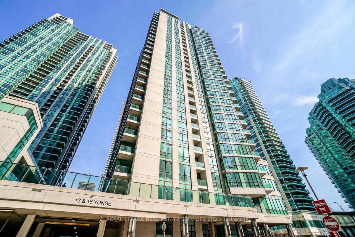 12 Yonge St, #1311