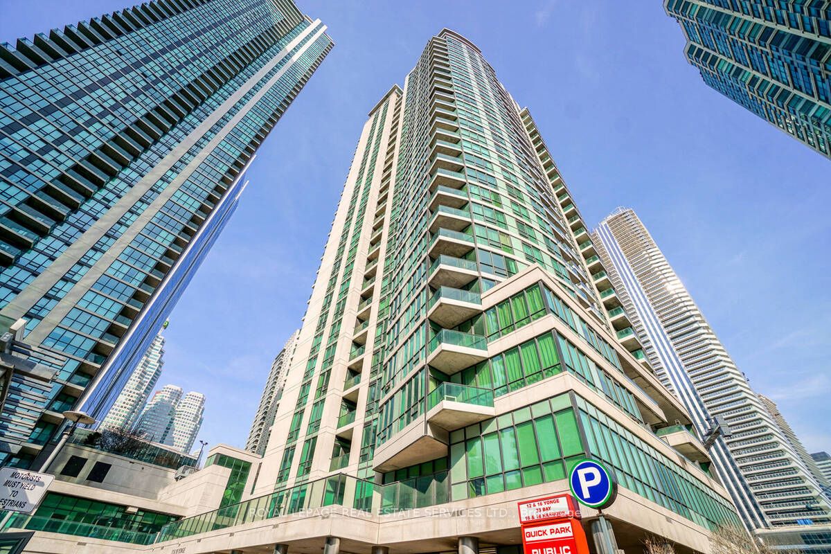 12 Yonge St, #1311