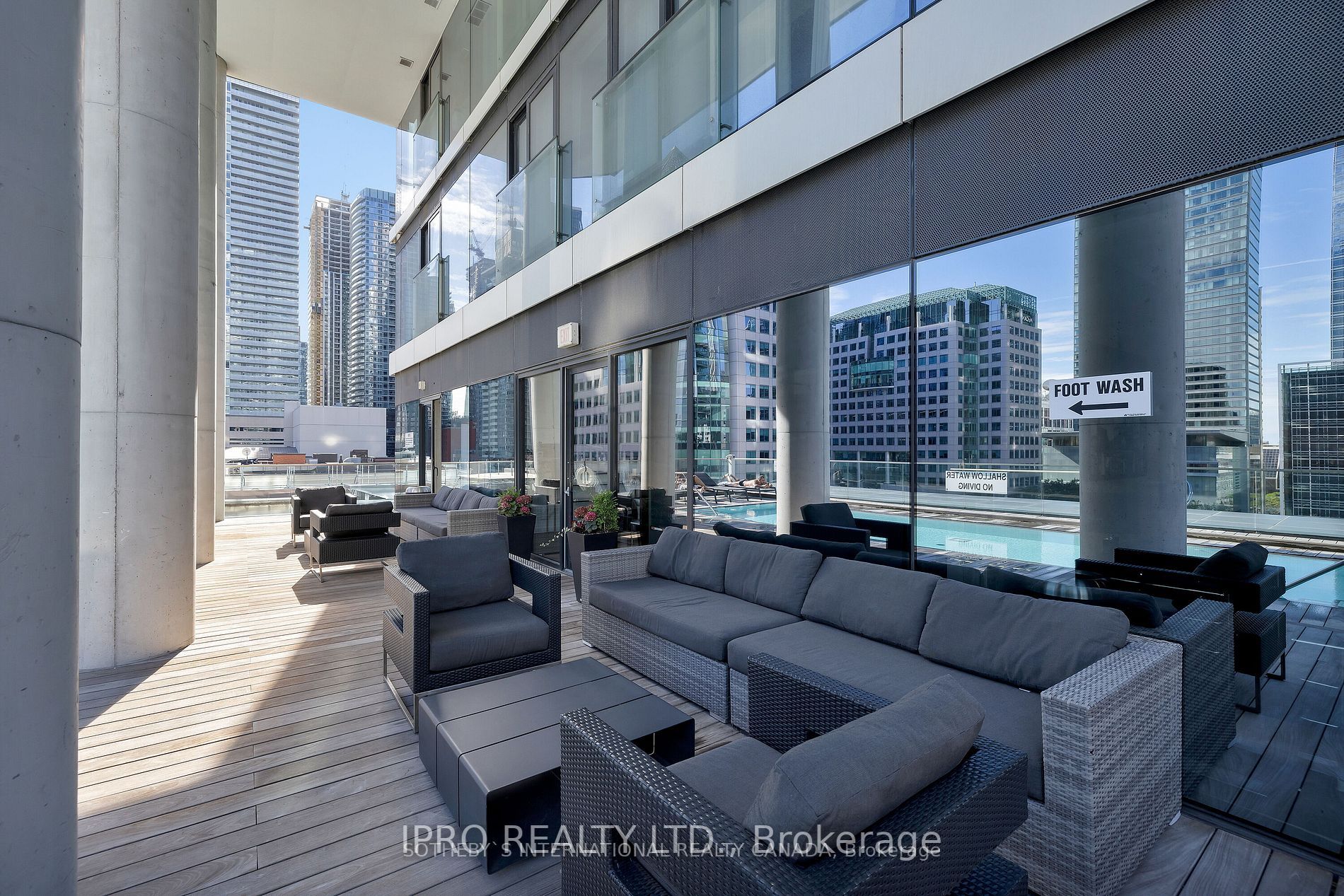 224 King Street W, #501
