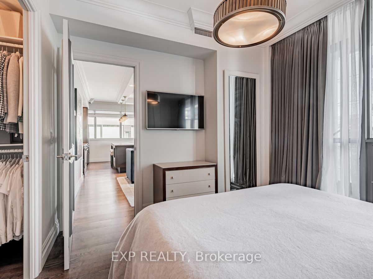 8 Charlotte St, #1403