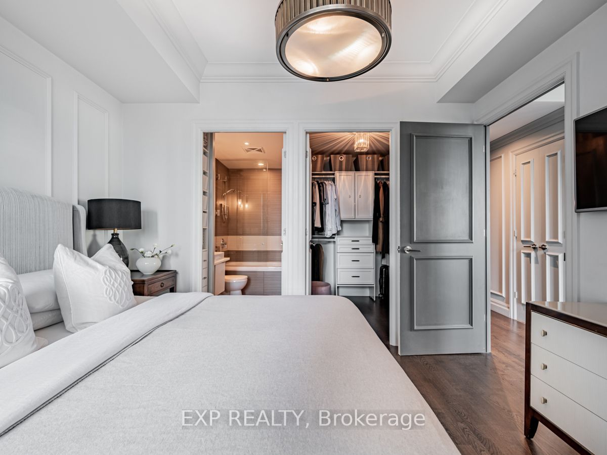 8 Charlotte St, #1403