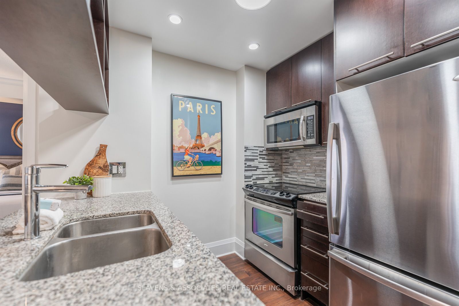 100 Harrison Garden Boulevard, #1521