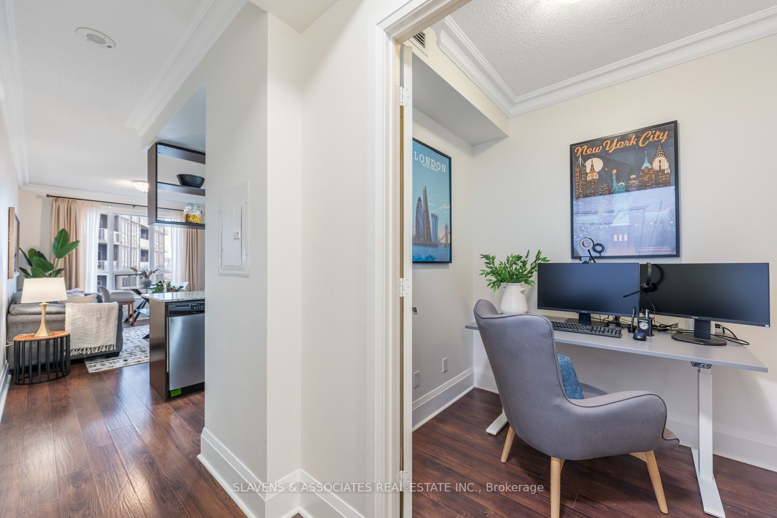 100 Harrison Garden Boulevard, #1521
