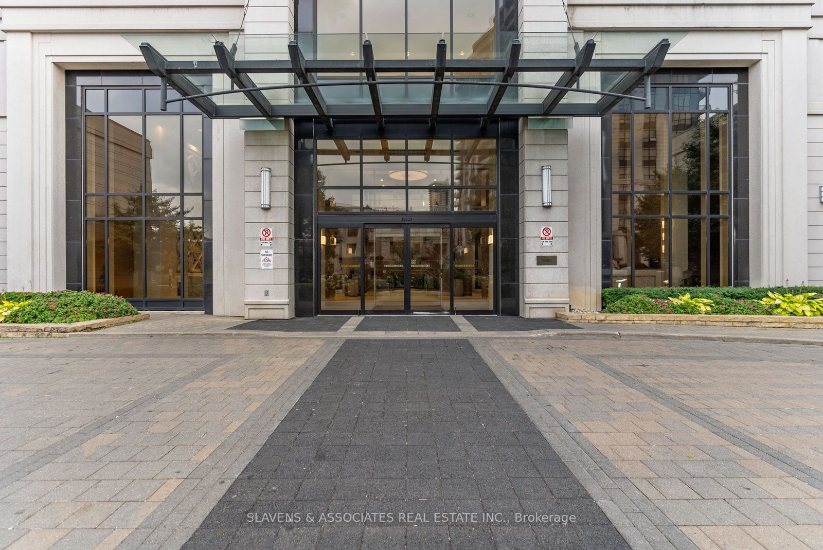 100 Harrison Garden Boulevard, #1521