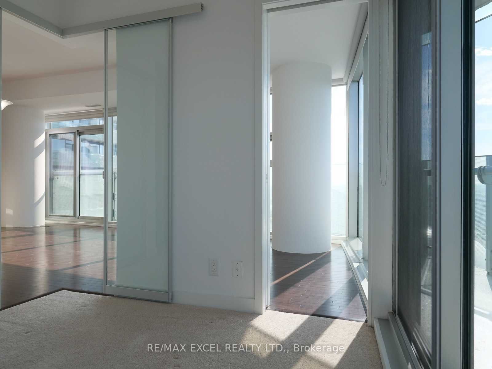 14 York St, #4808