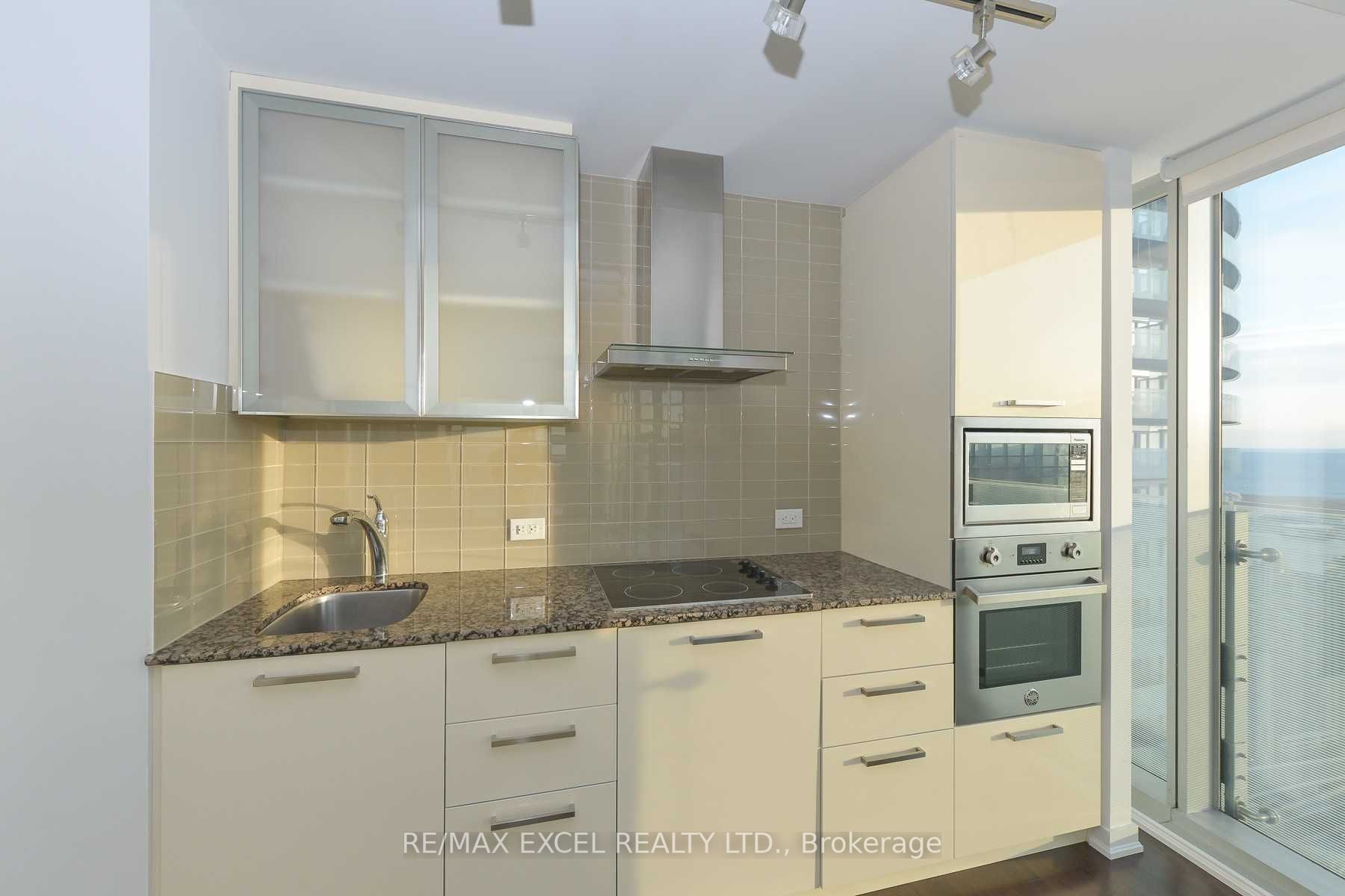 14 York St, #4808