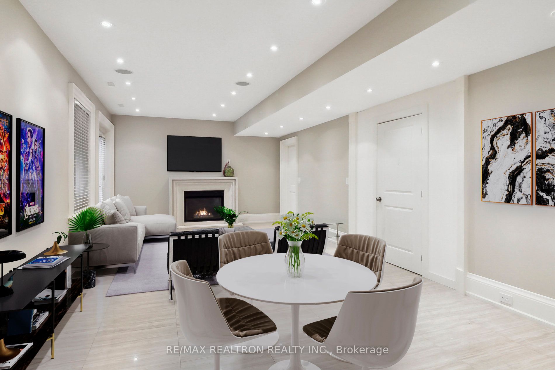 592 Deloraine Ave