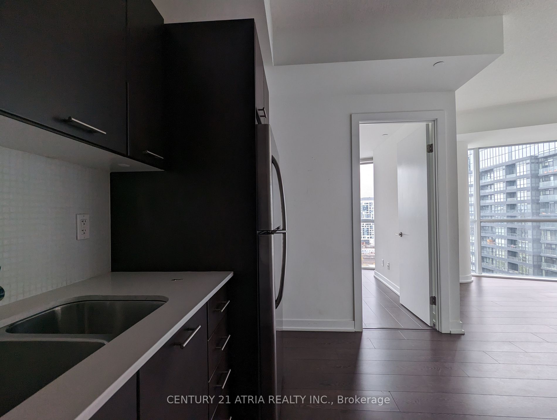20 Bruyeres Mews, #1805