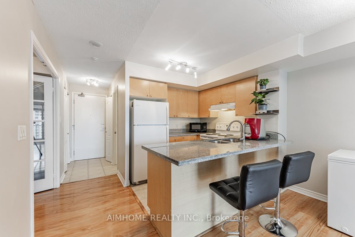 17 Barberry Pl, #1205