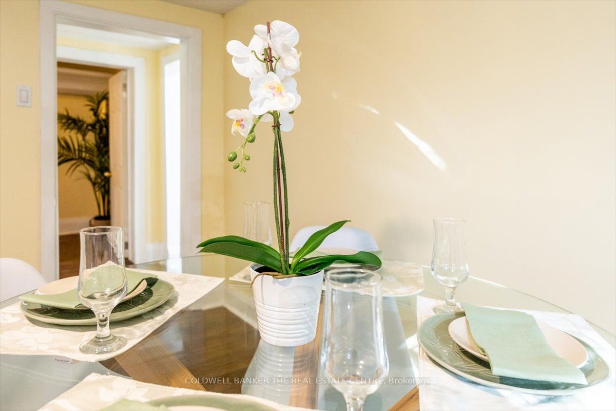 93 Douglas Cres, #93B