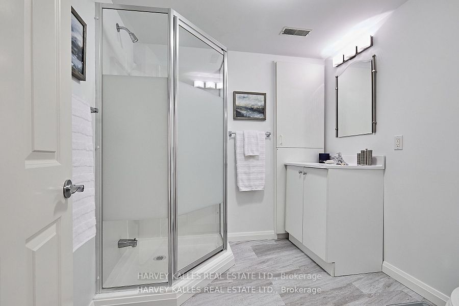 39 Cedarbank Cres