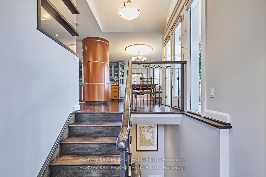 39 Cedarbank Cres