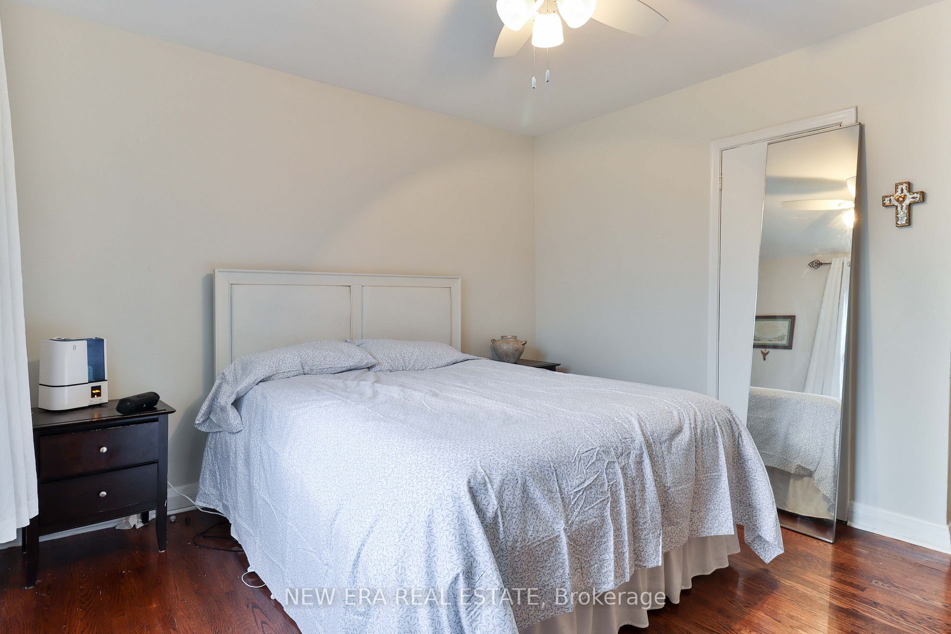 305 Waterloo Ave