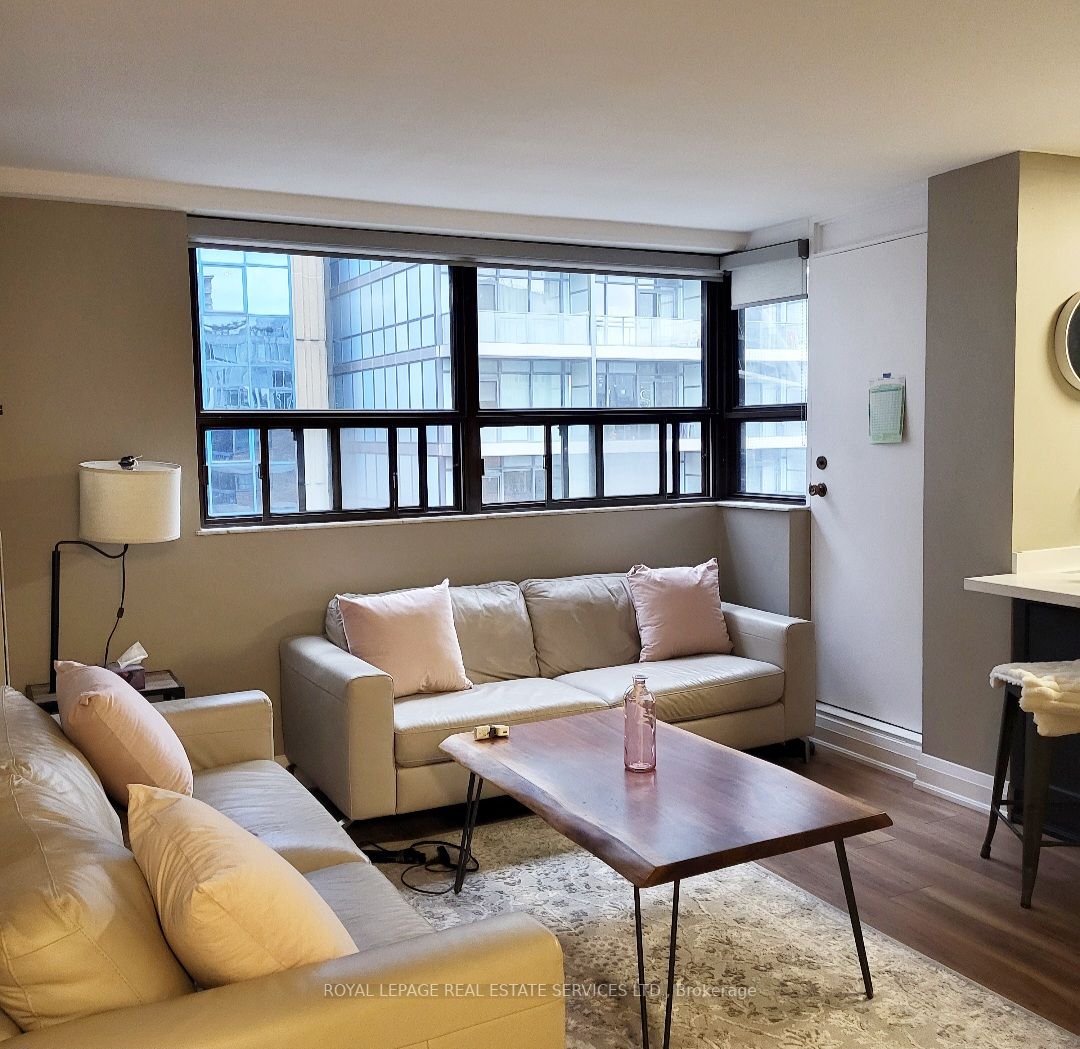 80 St. Patrick St, #922