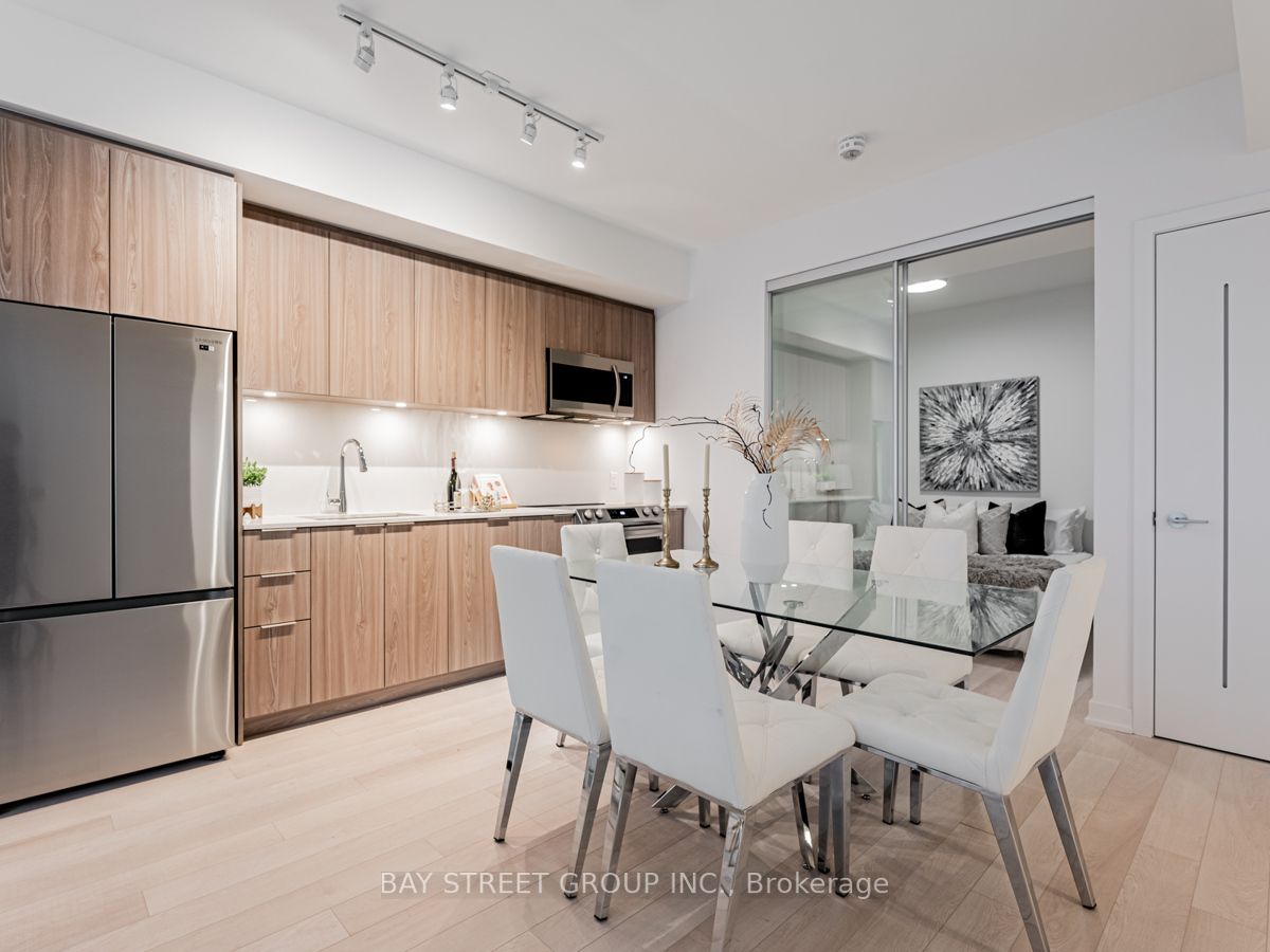 357 King St W, #1409