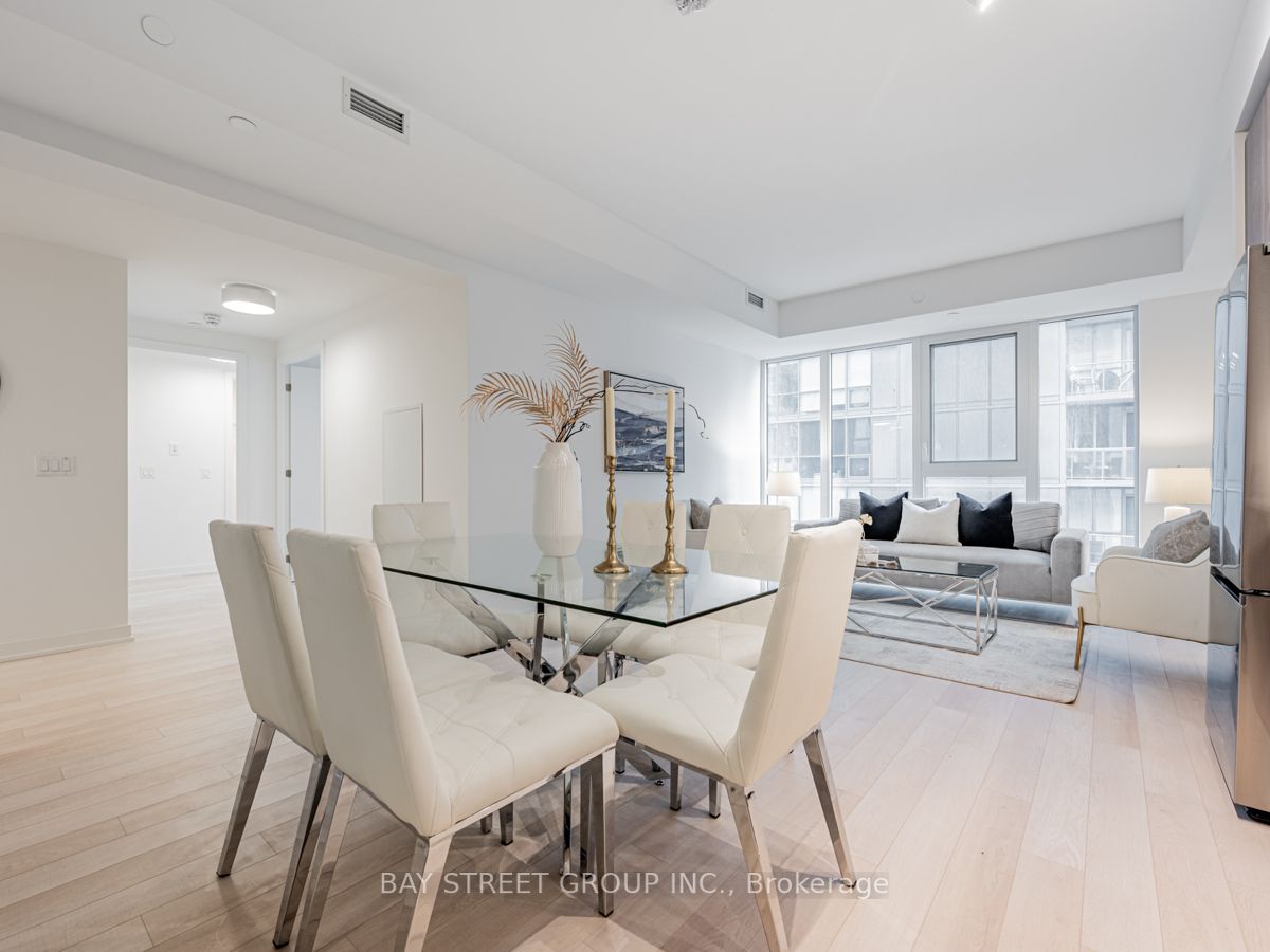 357 King St W, #1409