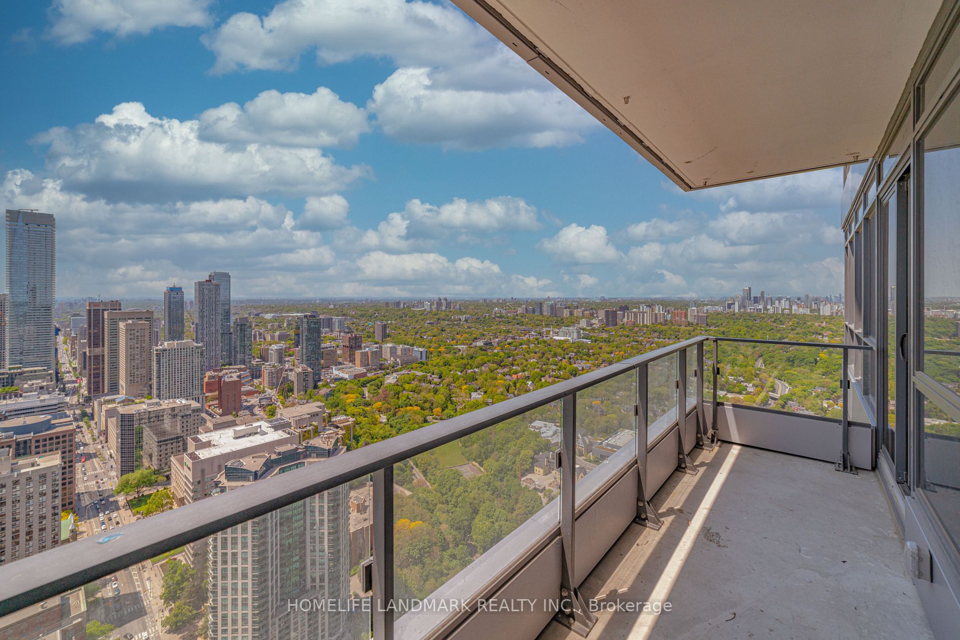 395 Bloor St E, #5104