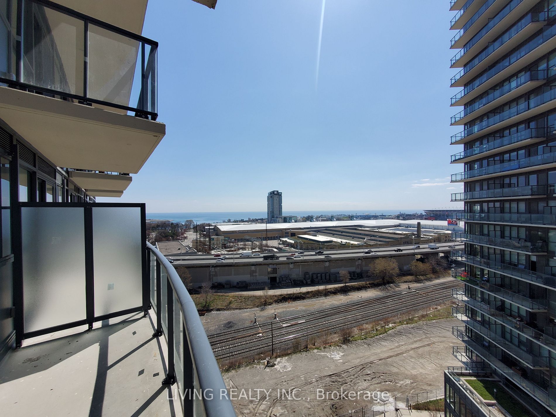 49 East Liberty St, #1207