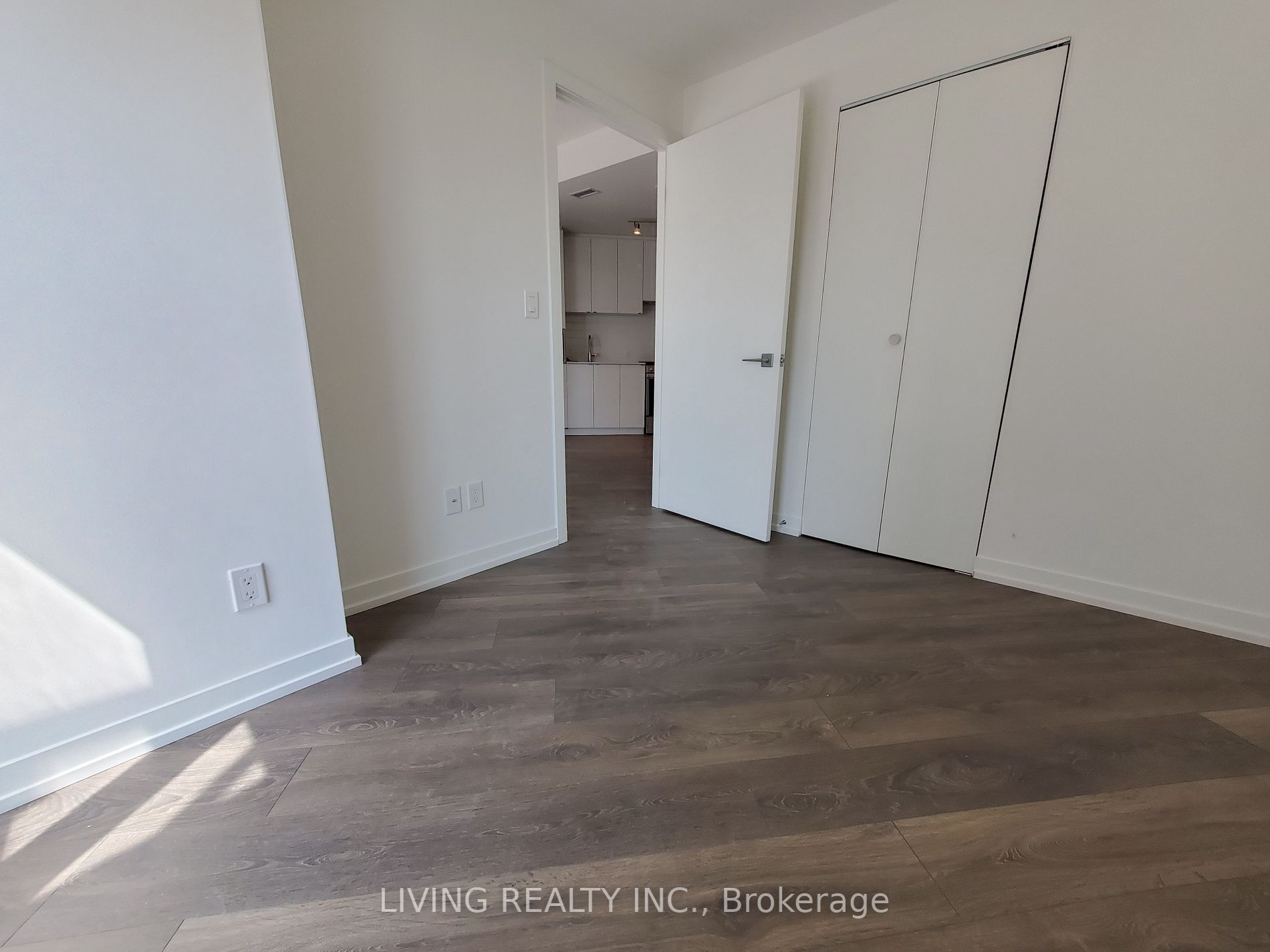 49 East Liberty St, #1207